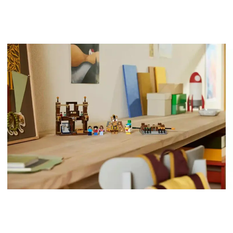 Конструктор LEGO Minecraft Woodland Mansion Fighting Rin (21272)