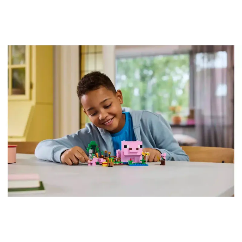 Konstruktor LEGO Minecraft The Baby Pig House (21268)