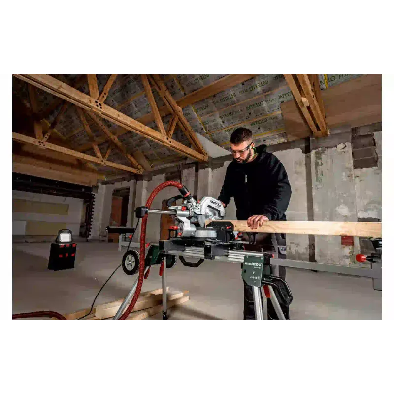 Пила торцовочная Metabo (613254000)