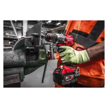 Шуруповерт-дриль Milwaukee (4933479860)