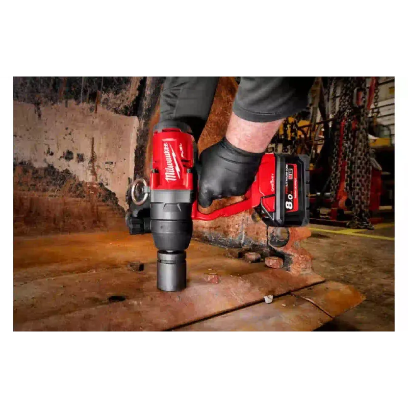 Гайковерт ударний Milwaukee (4933499254)