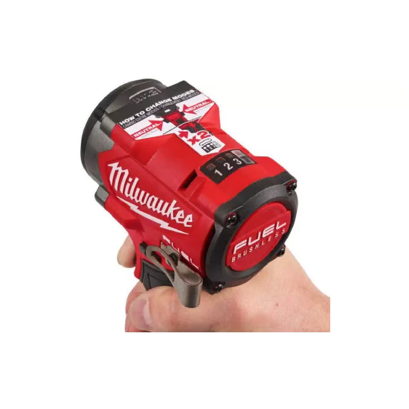 Гайковерт ударний Milwaukee (4933493455)