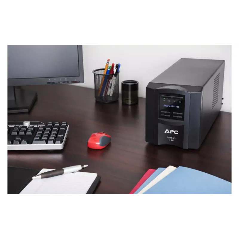 Fonte de alimentação ininterrupta APC Smart-UPS (SMT750IC)