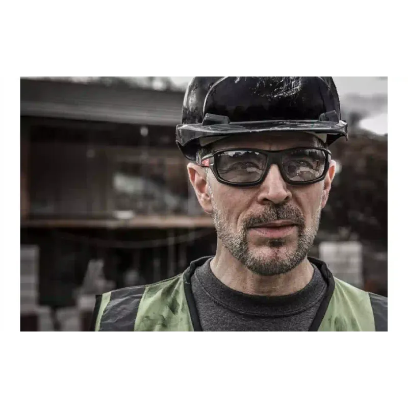 Προστατευτικά γυαλιά Milwaukee (4932478908)