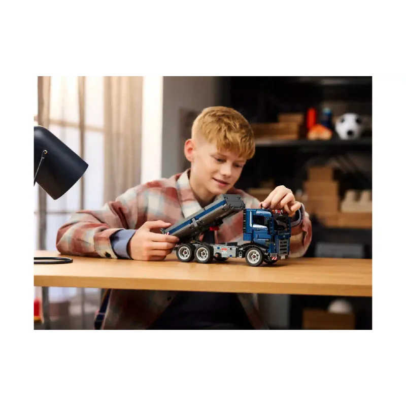 منشئ LEGO Technic Tipping Dump Truck (42203)