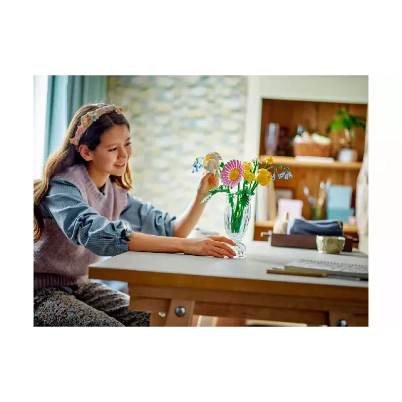 Konstruktőr LEGO Botanicals Petite Sunny Bouquet (10347)