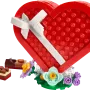 Konstruktor LEGO Seasonal Valentine Celebration Series Valentine's Day Box (40759)
