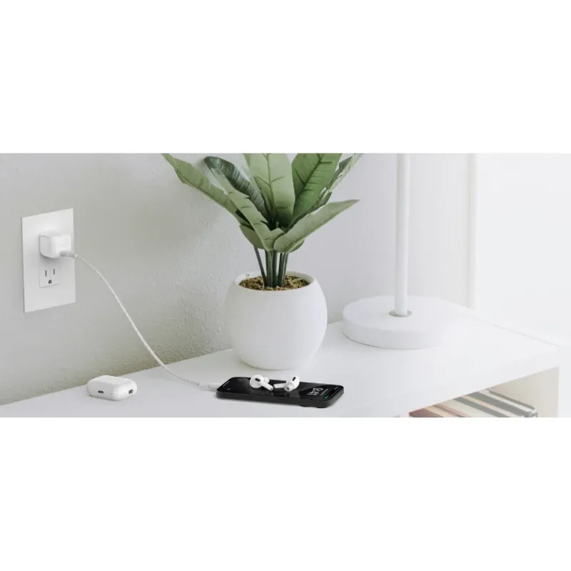 Зарядний пристрій Belkin (WCA008KQ1MWH-B6)