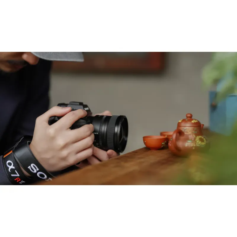 عدسة Sony (SEL16F18GB.SYX)