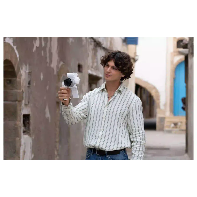 Cámara Sony (ZVE10M2KW.CEC)