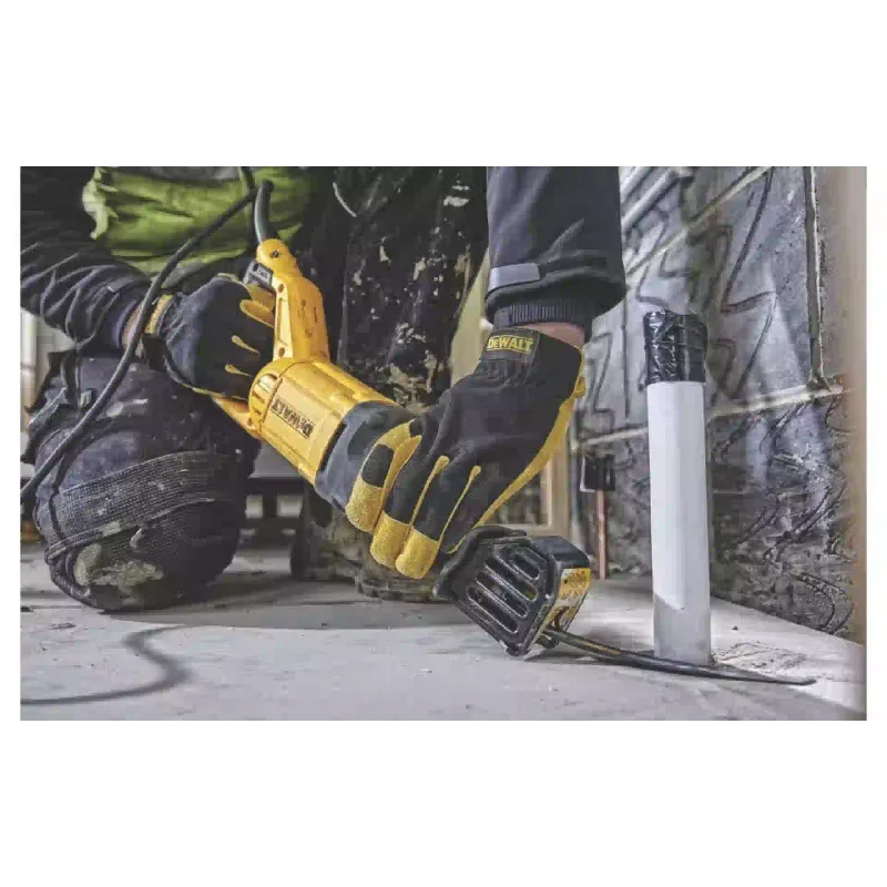 Пила шабельна DeWALT (DWE305PK)
