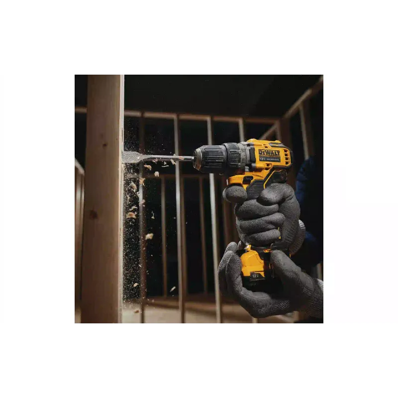 Fúró-csavarhúzó DeWALT (DCD701N)