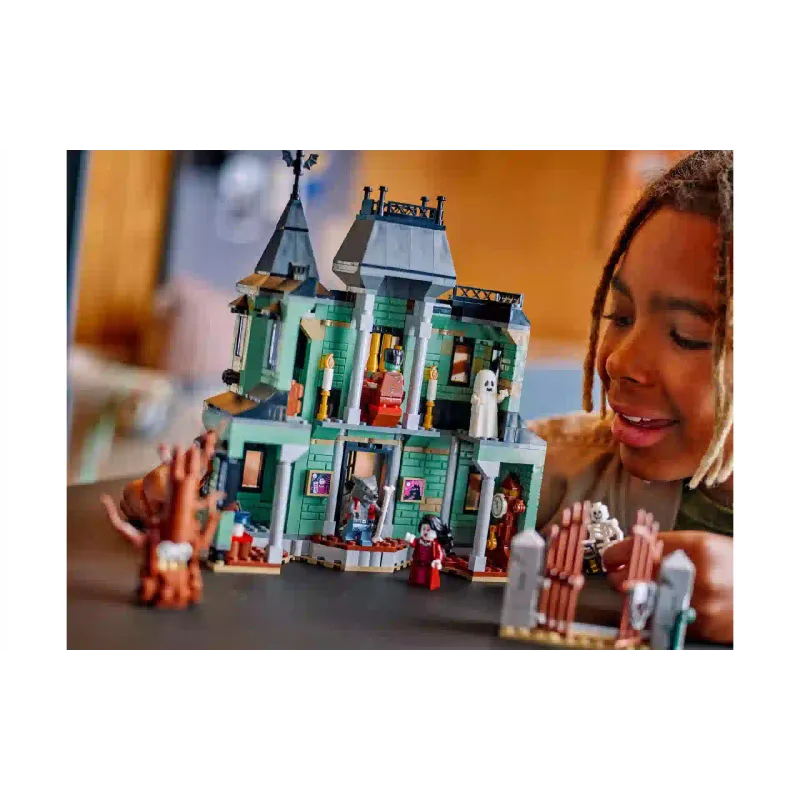 Construtor LEGO Creator 3in1 Haunted Mansion (31167)