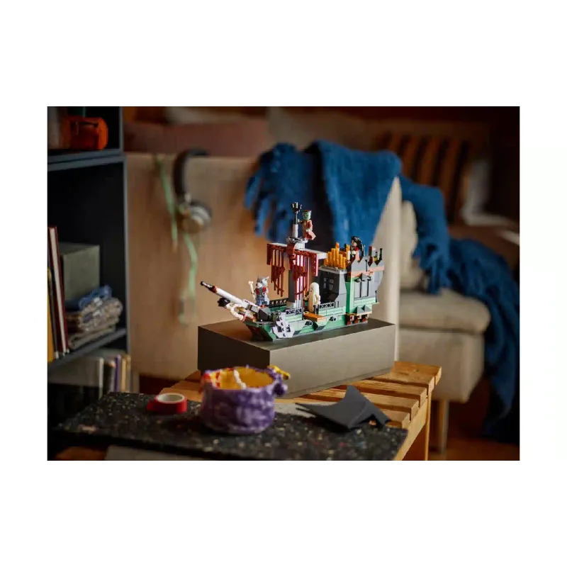 Construtor LEGO Creator 3in1 Haunted Mansion (31167)