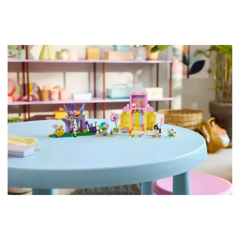 Konstruktor LEGO Gabby's Dollhouse Sweet Treat Mountain & Kitty Garden (11205)