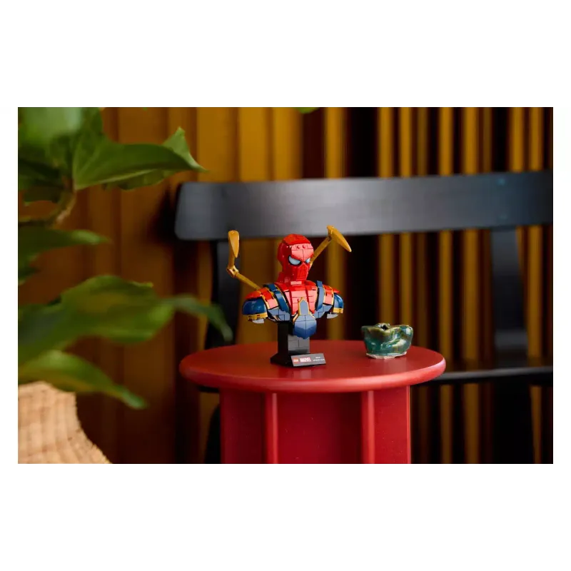 Konstruktor LEGO Super Heroes Marvel Iron Spider-Man Bust (76326)