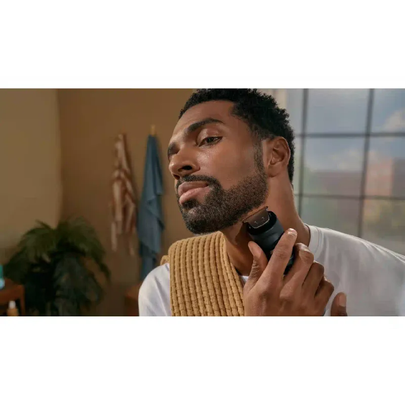 Bart- und Schnurrbartschneider Philips Series 7000, Black/Silver (BT7670/15)