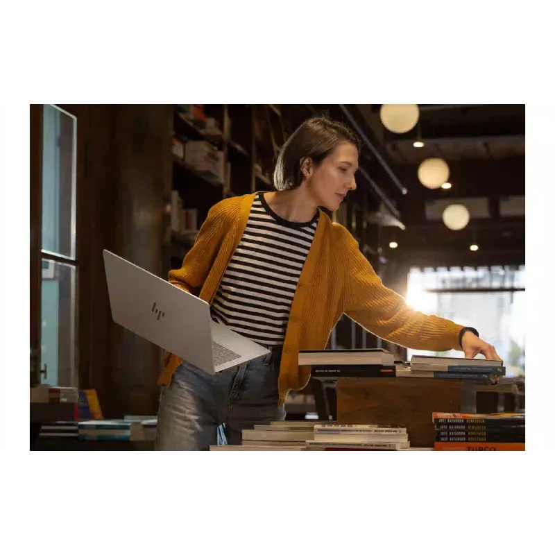 Φορητός υπολογιστής HP OmniBook 7 14-fr0005ua, Silver (C3UT4EA)