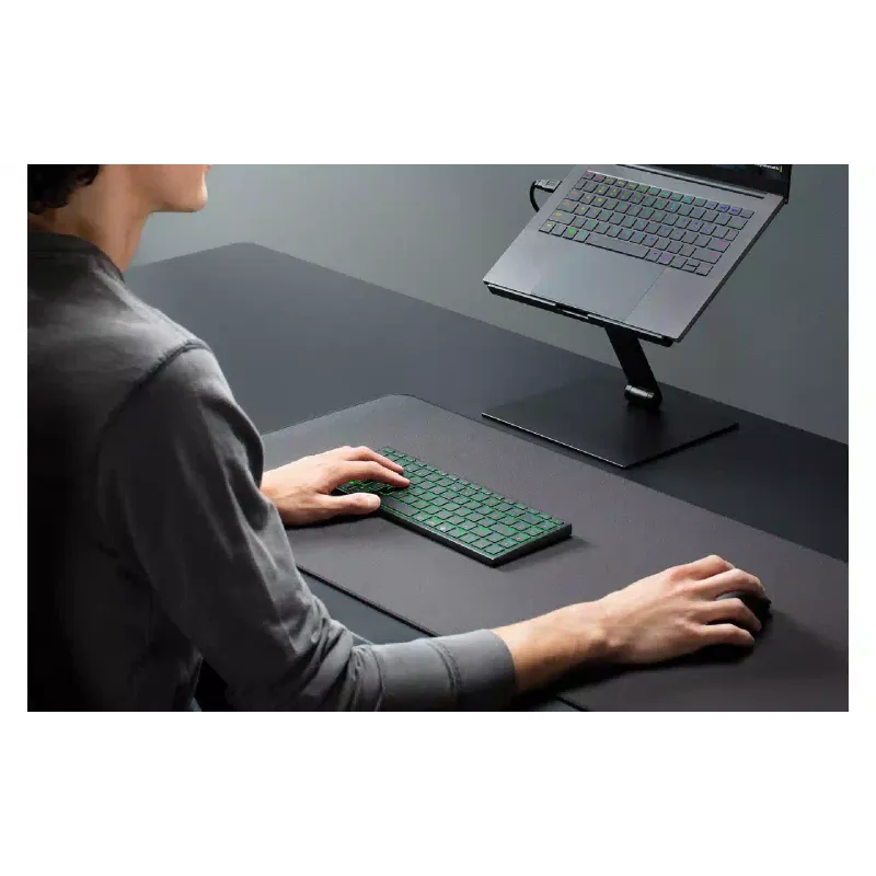 لوحة المفاتيح Razer, Black (RZ03-02360100-R3M1)